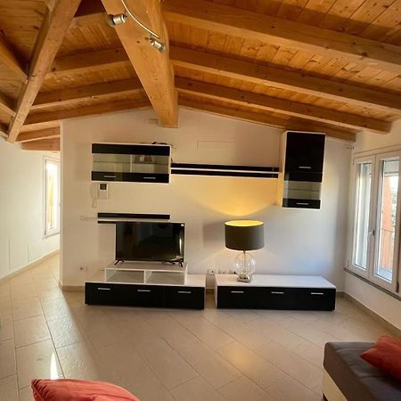 New Downtown Apartment Vigevano Exterior foto